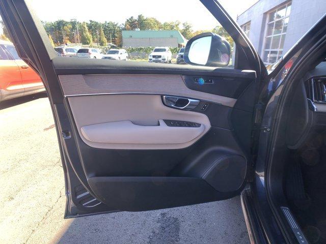 used 2025 Volvo XC90 car, priced at $53,699