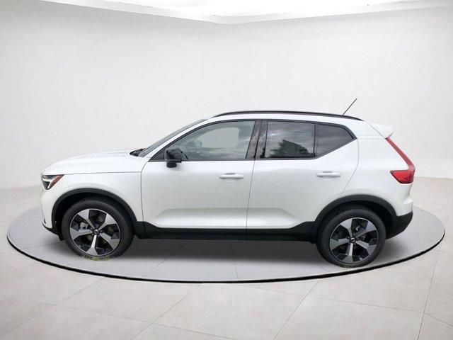 new 2026 Volvo XC40 car, priced at $46,900