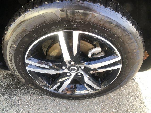 used 2025 Volvo XC40 car, priced at $34,999