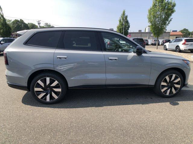 new 2025 Volvo EX90 car, priced at $96,235