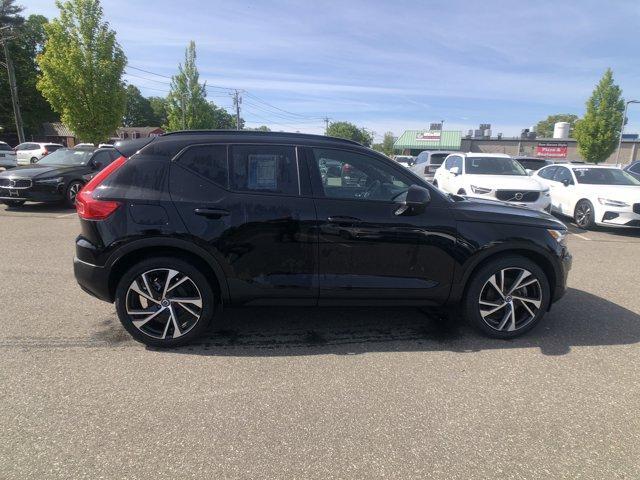 used 2022 Volvo XC40 car, priced at $35,315