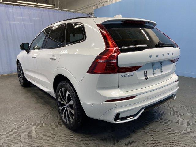 new 2025 Volvo XC60 car