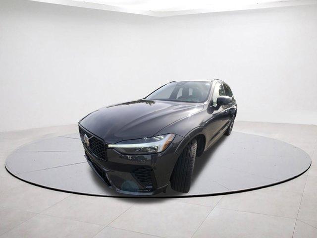 used 2025 Volvo XC60 car, priced at $38,300