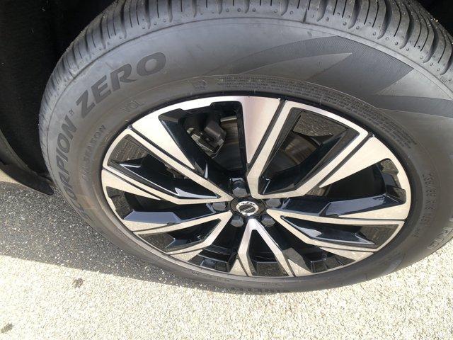 used 2025 Volvo XC60 car, priced at $38,300