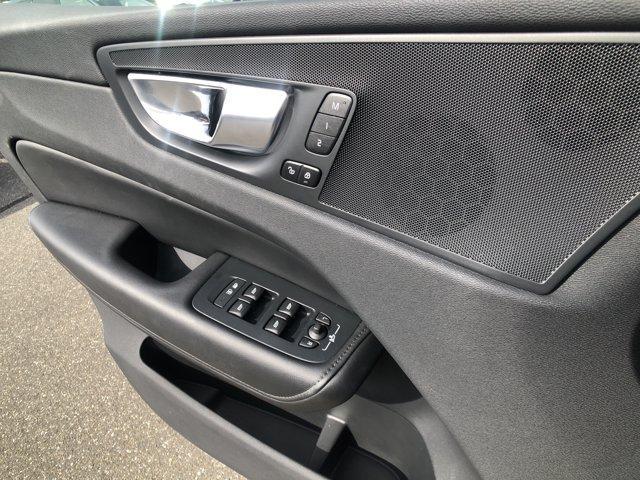 used 2025 Volvo XC60 car, priced at $38,300