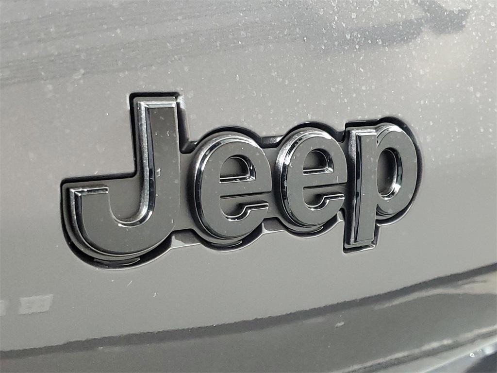 new 2025 Jeep Grand Cherokee L car, priced at $52,510