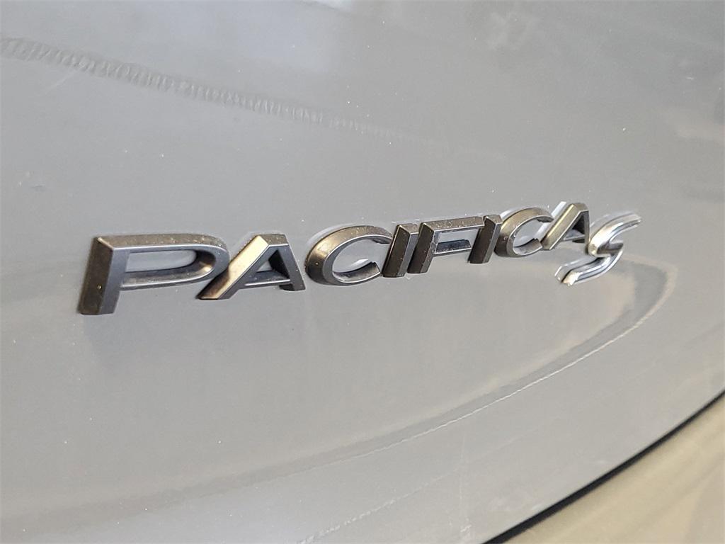 used 2022 Chrysler Pacifica car, priced at $25,388