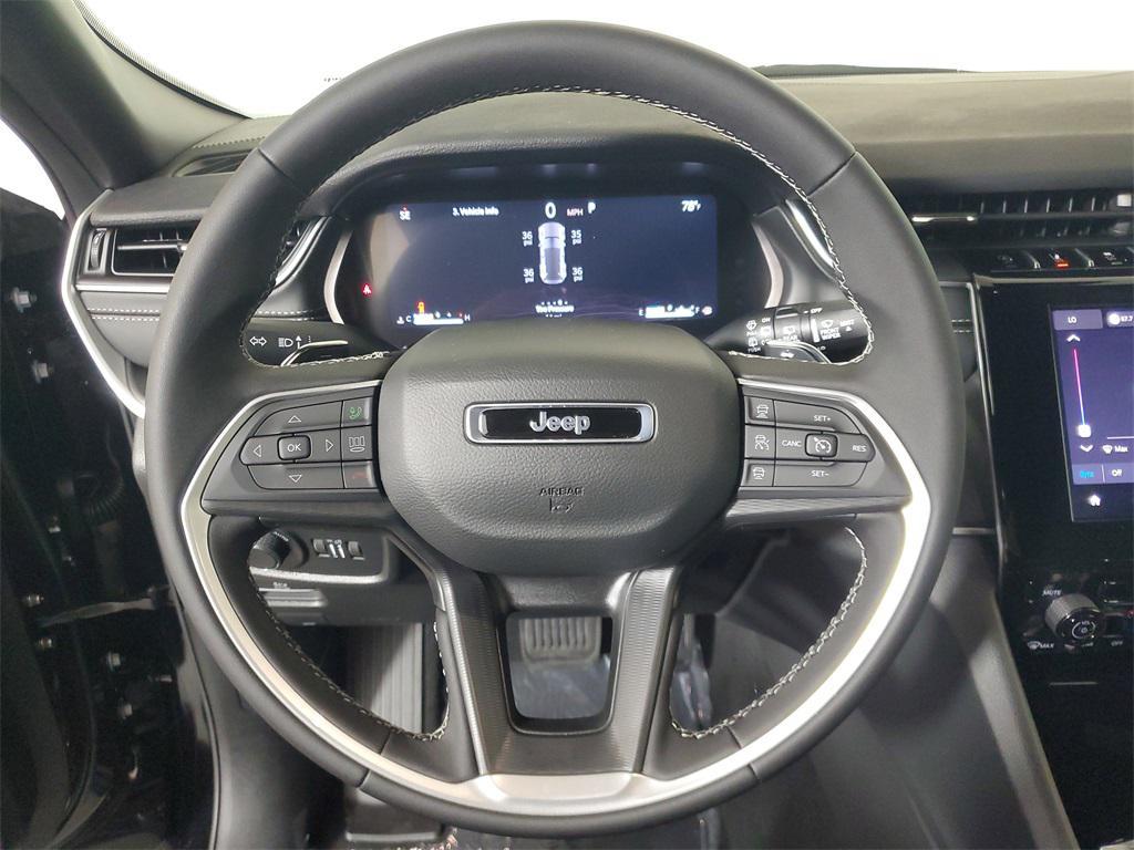 new 2025 Jeep Grand Cherokee car, priced at $32,491