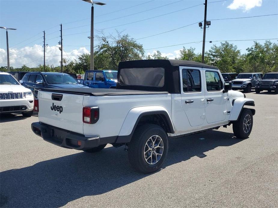 new 2024 Jeep Gladiator car, priced at $42,227