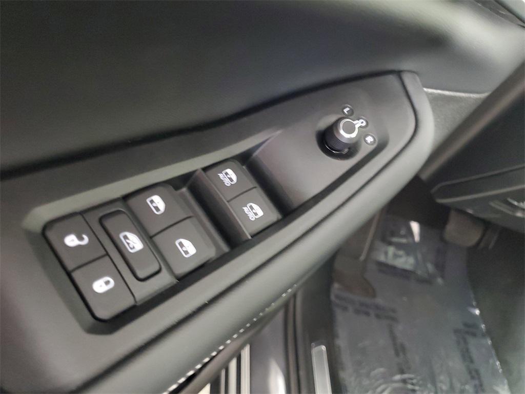 new 2025 Jeep Grand Cherokee car, priced at $42,725