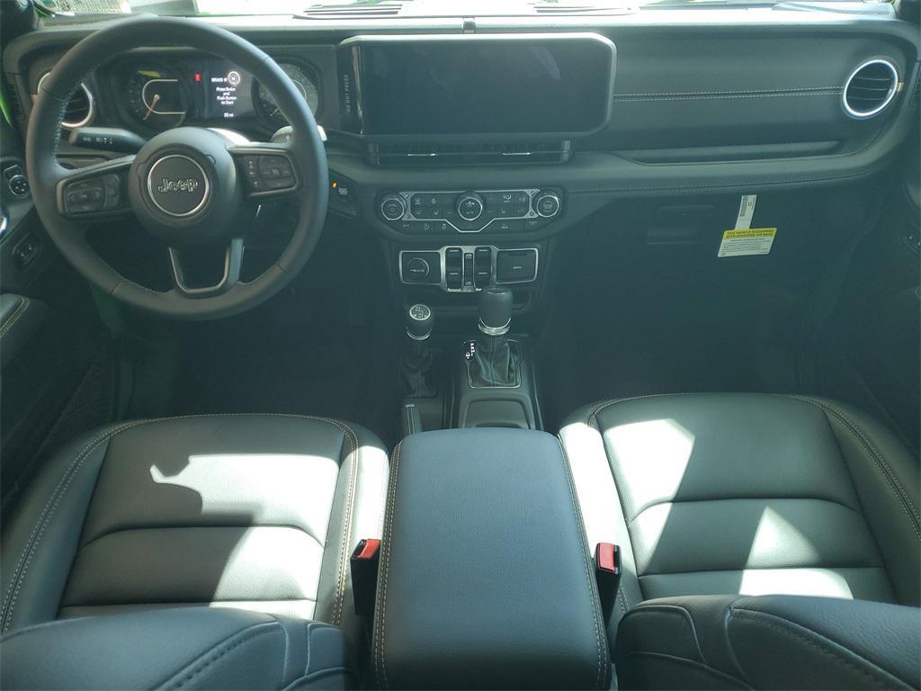 new 2025 Jeep Gladiator car, priced at $46,857