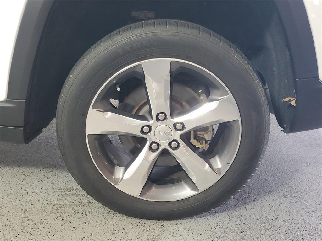 used 2022 Jeep Grand Cherokee L car, priced at $22,788