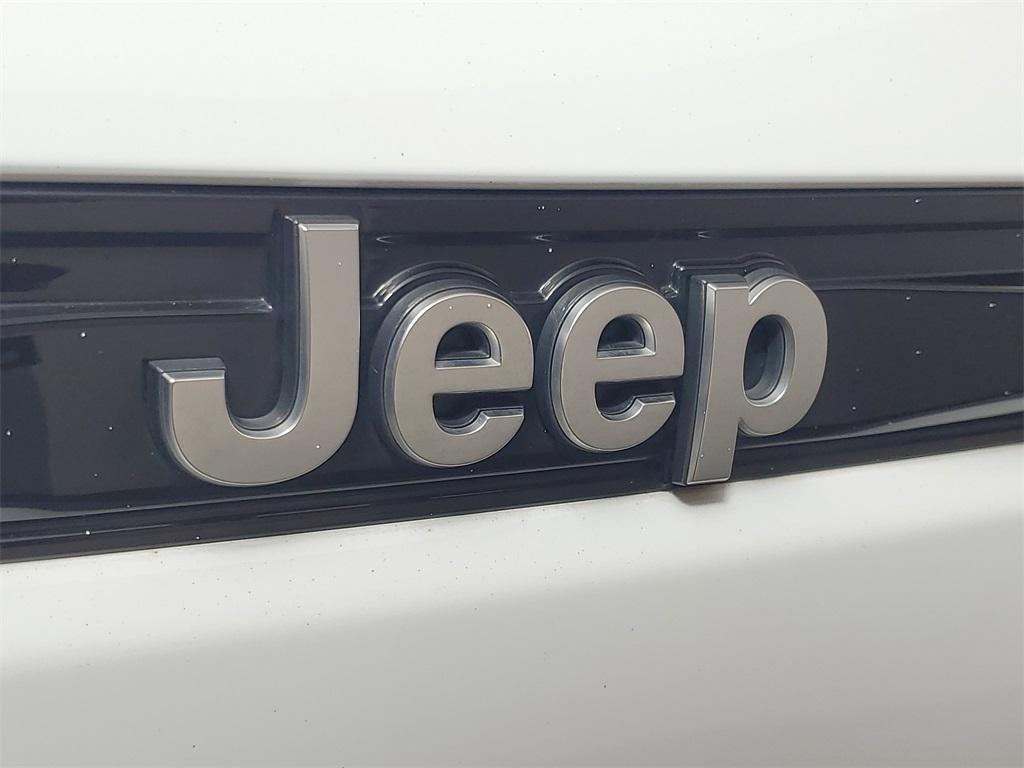 used 2024 Jeep Grand Cherokee car, priced at $44,788