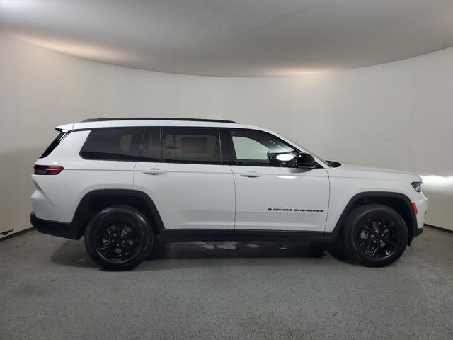 new 2025 Jeep Grand Cherokee L car, priced at $43,098