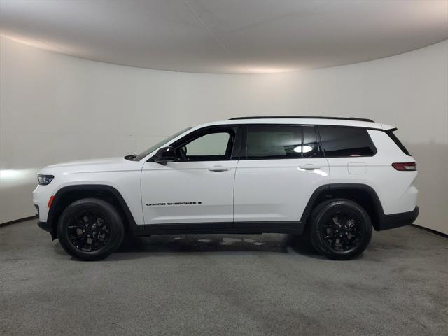 new 2025 Jeep Grand Cherokee L car, priced at $43,098