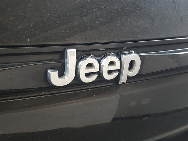 used 2023 Jeep Grand Cherokee car, priced at $28,088