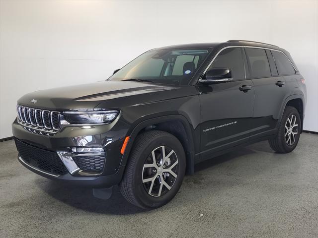 used 2023 Jeep Grand Cherokee car, priced at $28,088