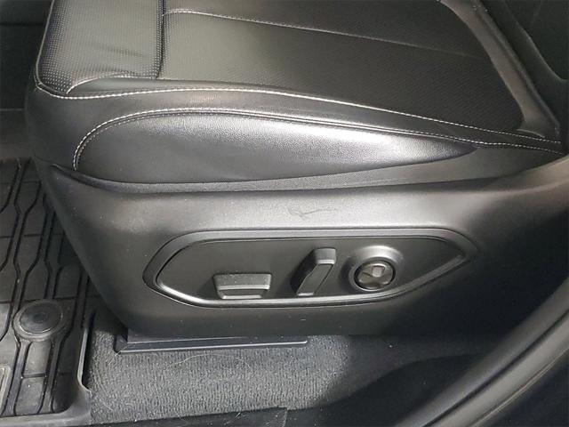 used 2023 Jeep Grand Cherokee car, priced at $28,088