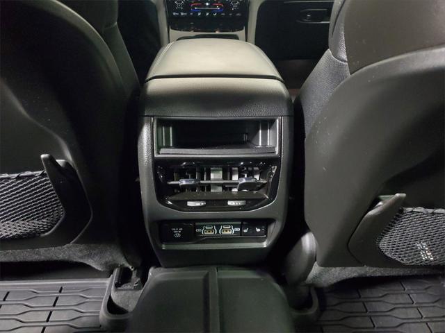 used 2023 Jeep Grand Cherokee car, priced at $28,088