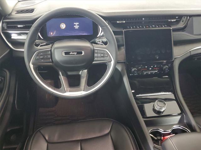 used 2023 Jeep Grand Cherokee car, priced at $28,088
