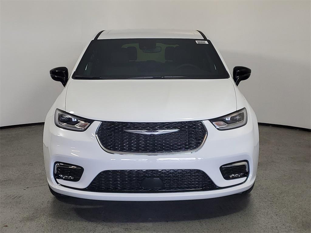 new 2026 Chrysler Pacifica car, priced at $43,460