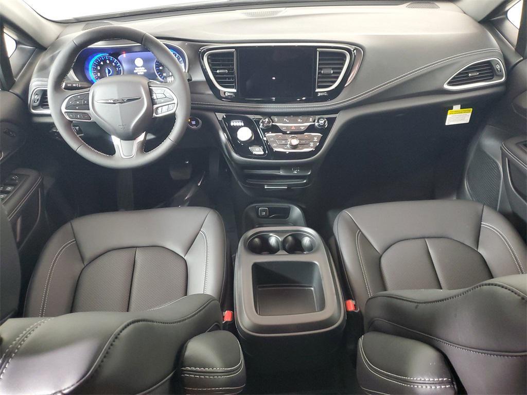 new 2026 Chrysler Pacifica car, priced at $43,460