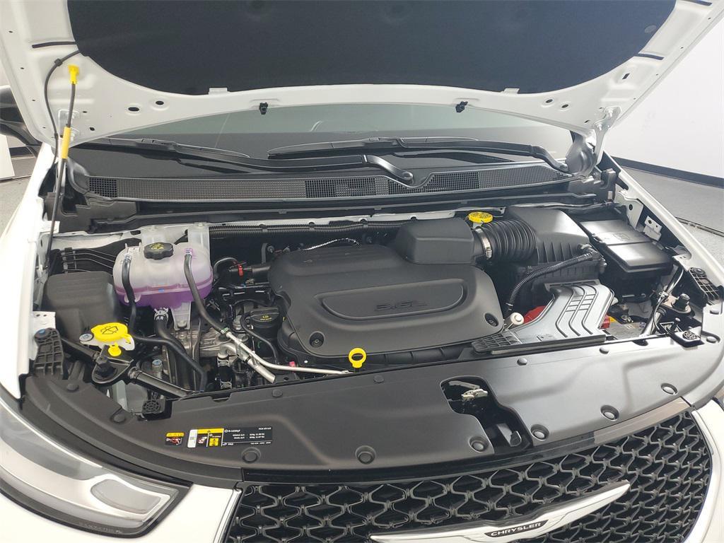 new 2026 Chrysler Pacifica car, priced at $43,460