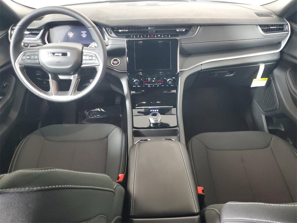 new 2025 Jeep Grand Cherokee L car, priced at $39,161