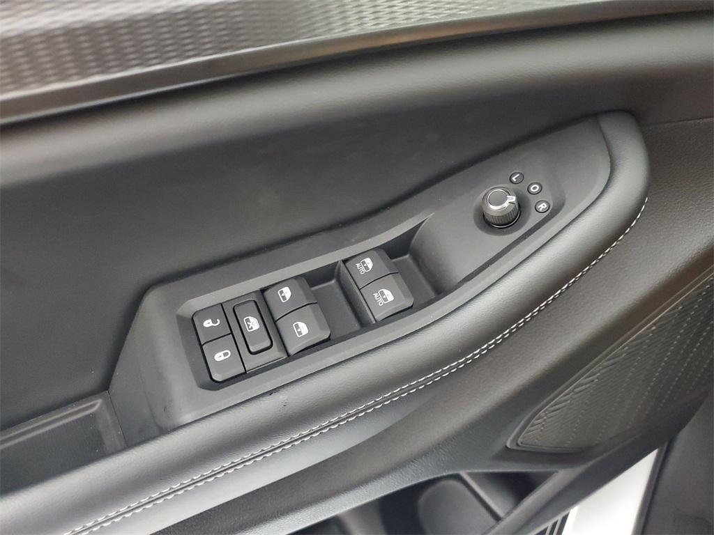new 2025 Jeep Grand Cherokee L car, priced at $39,161