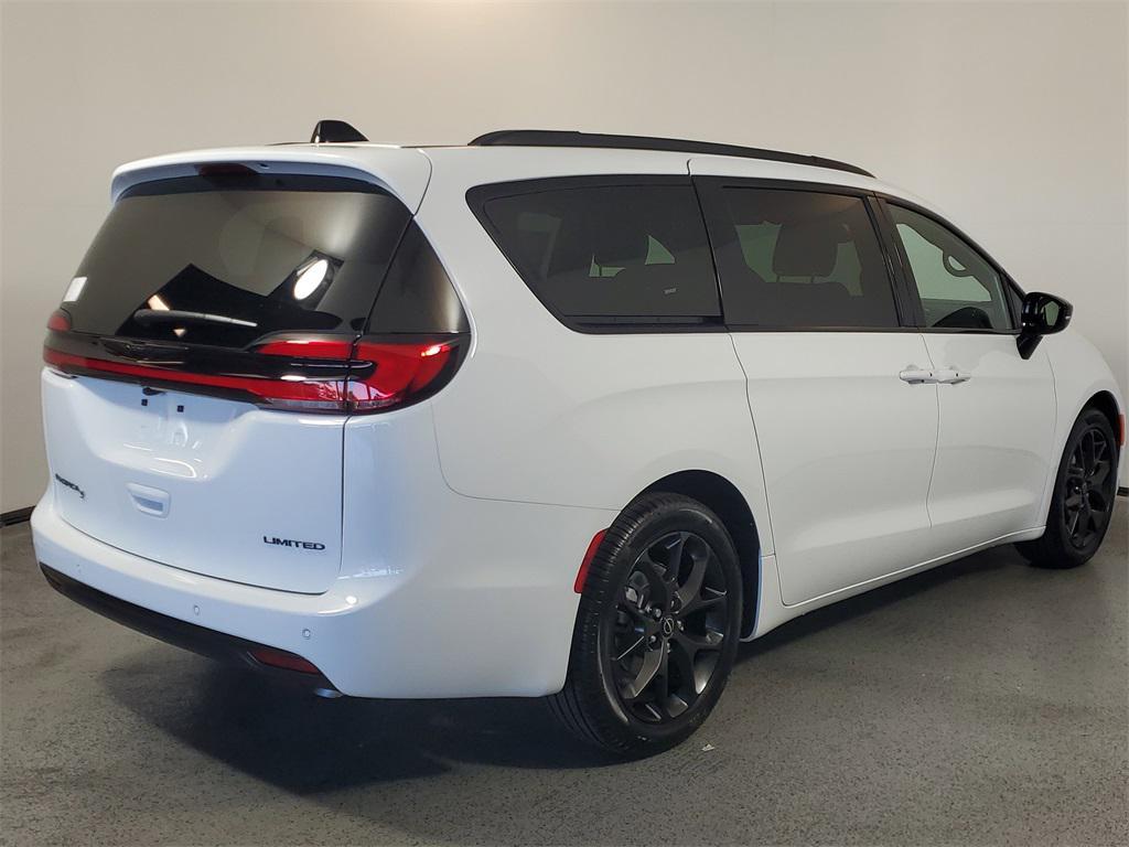 new 2026 Chrysler Pacifica car, priced at $46,822