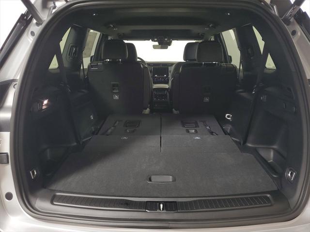 new 2025 Jeep Grand Cherokee L car, priced at $42,080