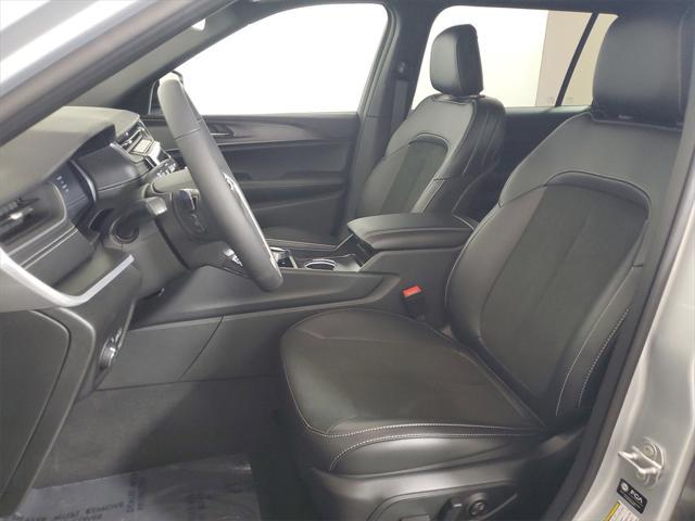 new 2025 Jeep Grand Cherokee L car, priced at $42,080