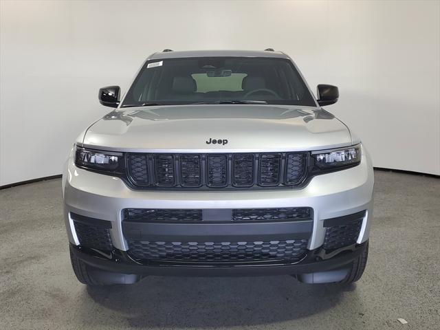 new 2025 Jeep Grand Cherokee L car, priced at $42,080