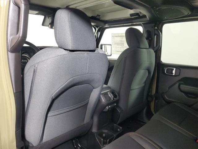 new 2025 Jeep Gladiator car, priced at $43,063