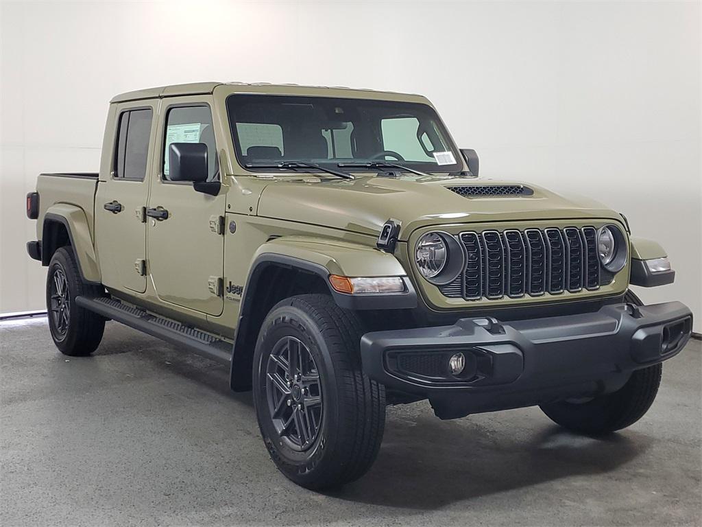 new 2025 Jeep Gladiator car, priced at $42,783