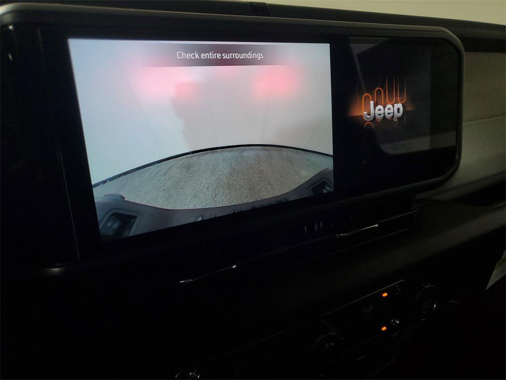 new 2025 Jeep Gladiator car, priced at $42,783