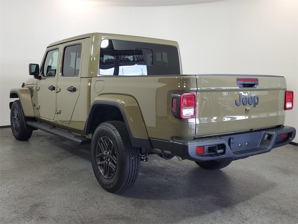new 2025 Jeep Gladiator car, priced at $42,783