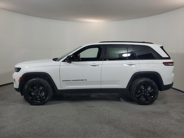 new 2025 Jeep Grand Cherokee car, priced at $46,632