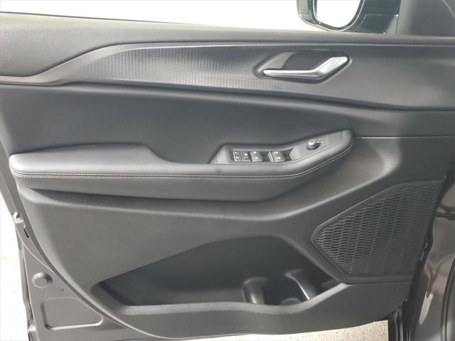 new 2025 Jeep Grand Cherokee car, priced at $47,625