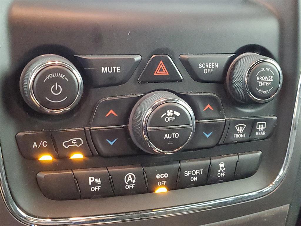 used 2019 Jeep Grand Cherokee car, priced at $21,588