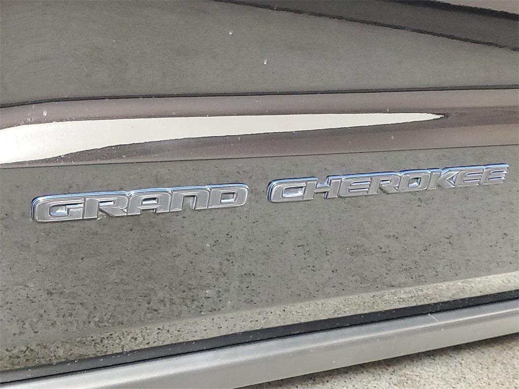 used 2019 Jeep Grand Cherokee car, priced at $21,588