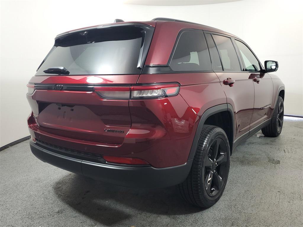 new 2025 Jeep Grand Cherokee car, priced at $52,522