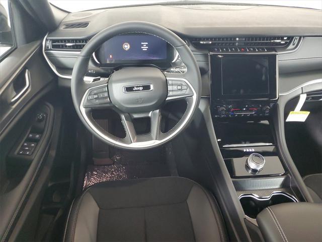 new 2025 Jeep Grand Cherokee car, priced at $45,385
