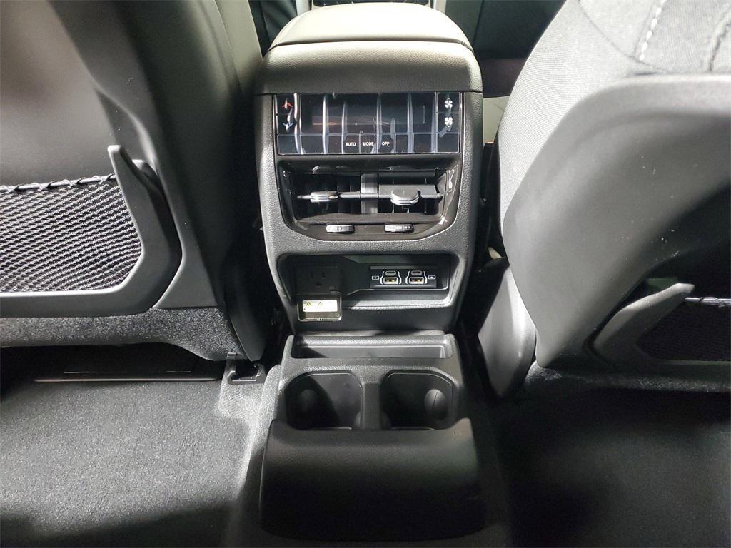 new 2025 Jeep Grand Cherokee L car, priced at $39,792