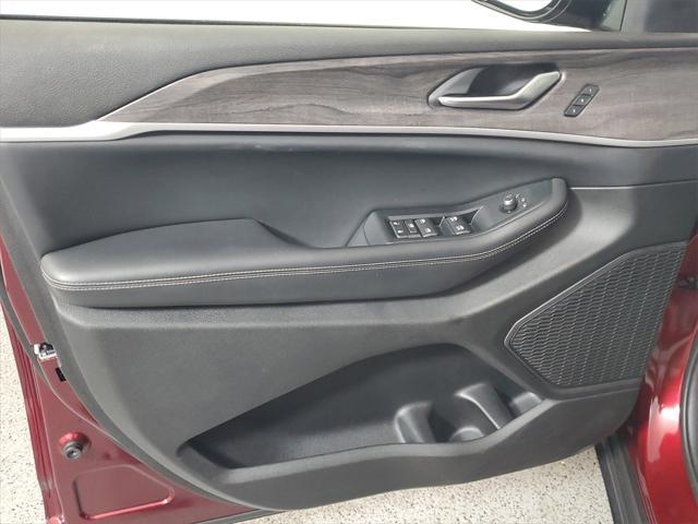 used 2023 Jeep Grand Cherokee car, priced at $29,388