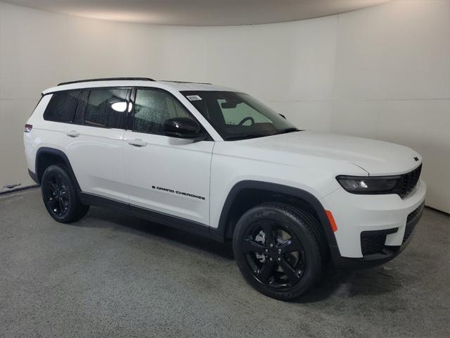 new 2025 Jeep Grand Cherokee L car, priced at $41,177