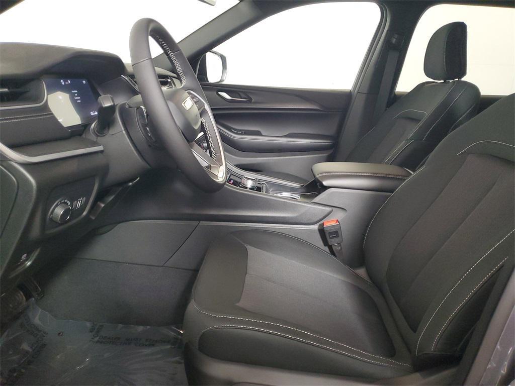 new 2025 Jeep Grand Cherokee L car, priced at $37,315