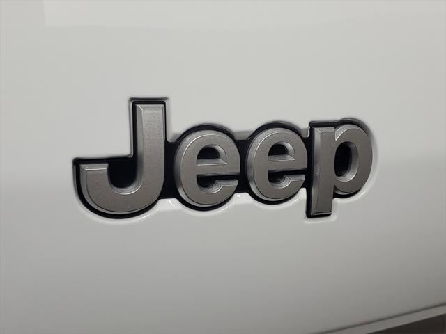 new 2025 Jeep Grand Cherokee L car, priced at $40,392