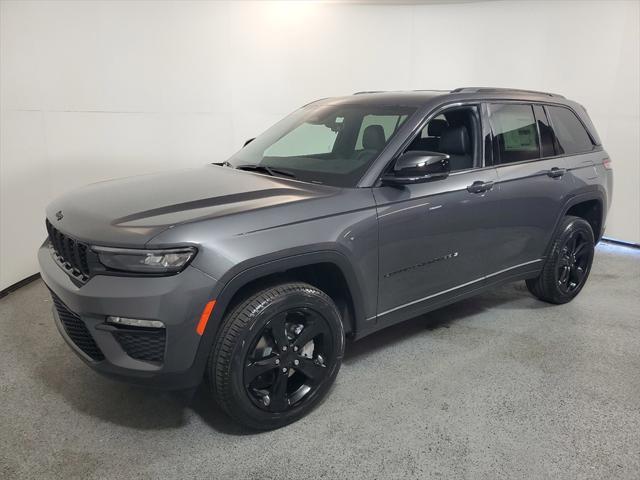 new 2025 Jeep Grand Cherokee car, priced at $43,599