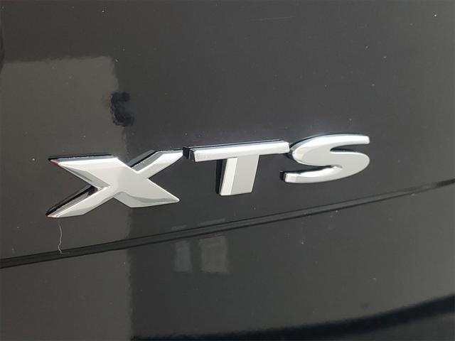 used 2017 Cadillac XTS car, priced at $7,500
